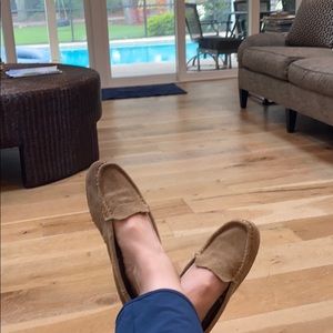 Meet your Posher, Adrienne